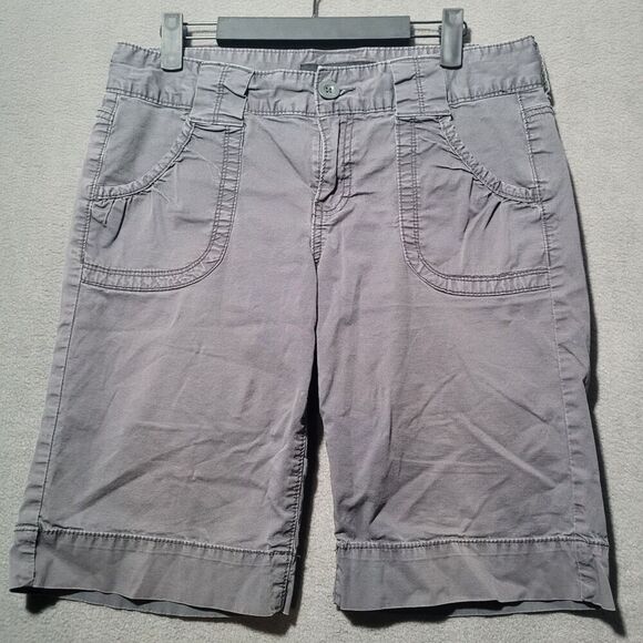 Calvin Klein‎ Outdoor Shorts Bermuda Length Gray Women's Size 8 - Picture 1 of 5